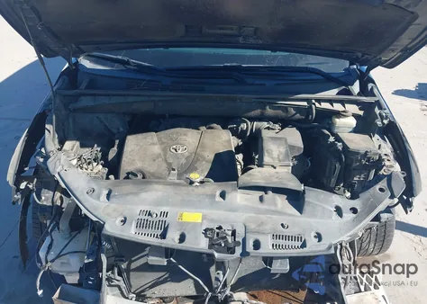 2017 Toyota Highlander Se z USA, uszkodzony, nr VIN 5TDKZRFH0HS509711